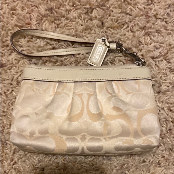 Brown and Cream Wristlet Set - Picture 4 of 5